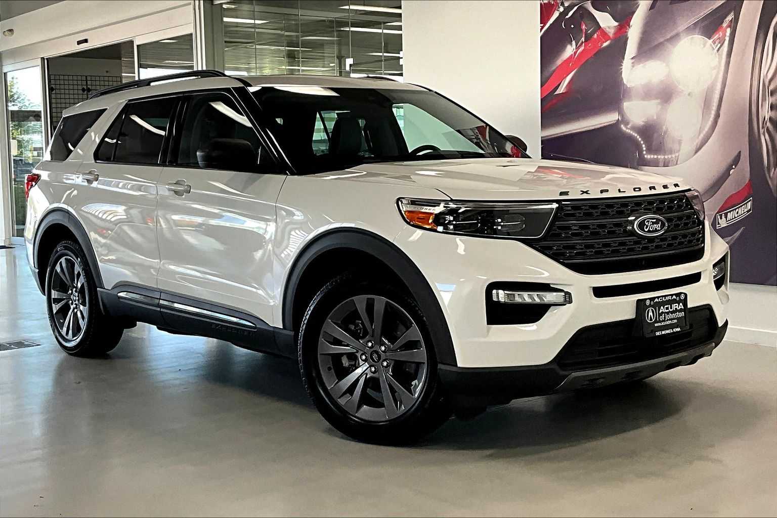 Thumbnail: 2021 Ford Explorer - 20