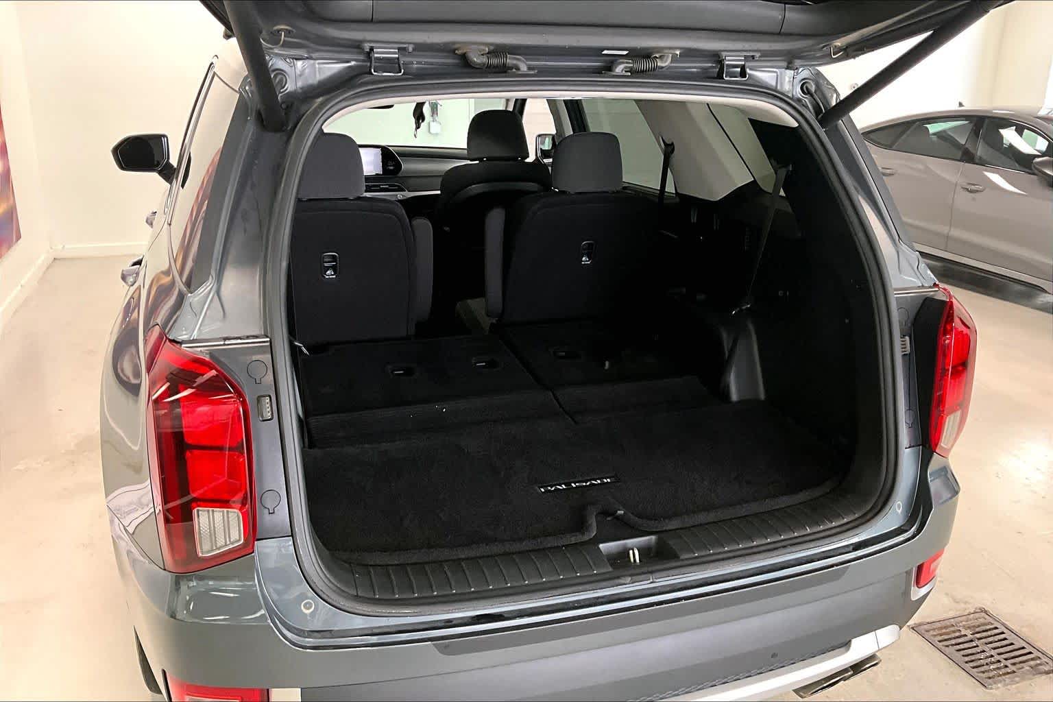 Thumbnail: 2022 Hyundai Palisade - 17