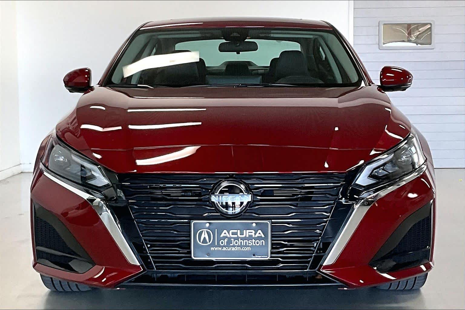 Thumbnail: 2023 Nissan Altima - 5