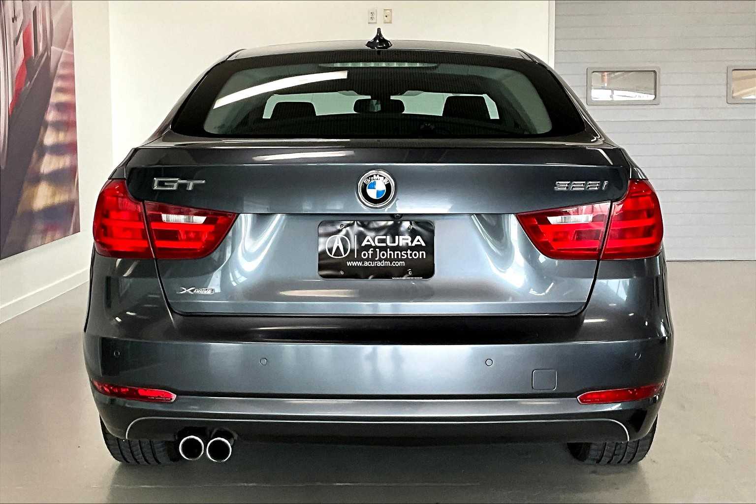 Thumbnail: 2015 BMW 3 Series - 5