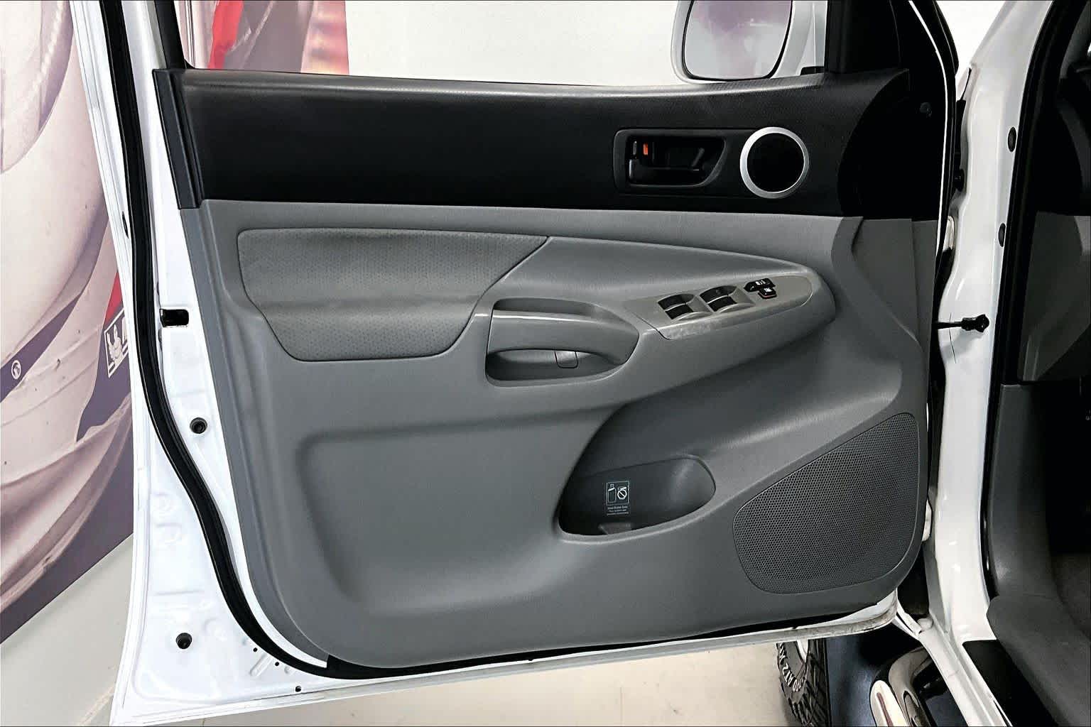 Thumbnail: 2011 Toyota Tacoma - 24