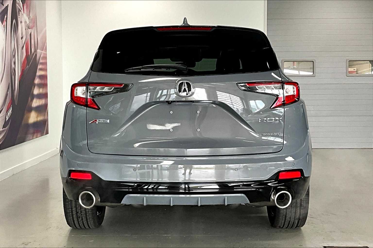 Thumbnail: 2025 Acura RDX - 5