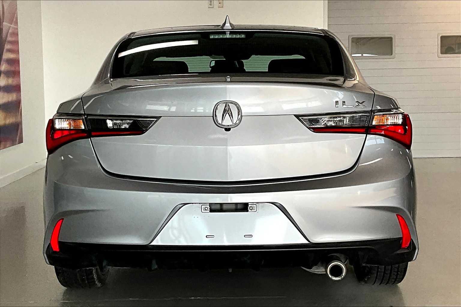 Thumbnail: 2020 Acura ILX - 5