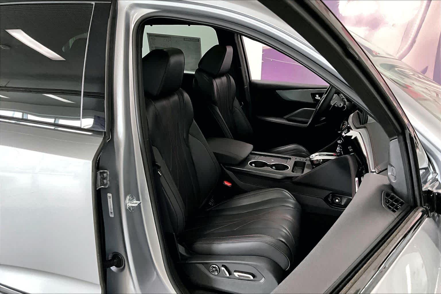 Thumbnail: 2026 Acura MDX - 14