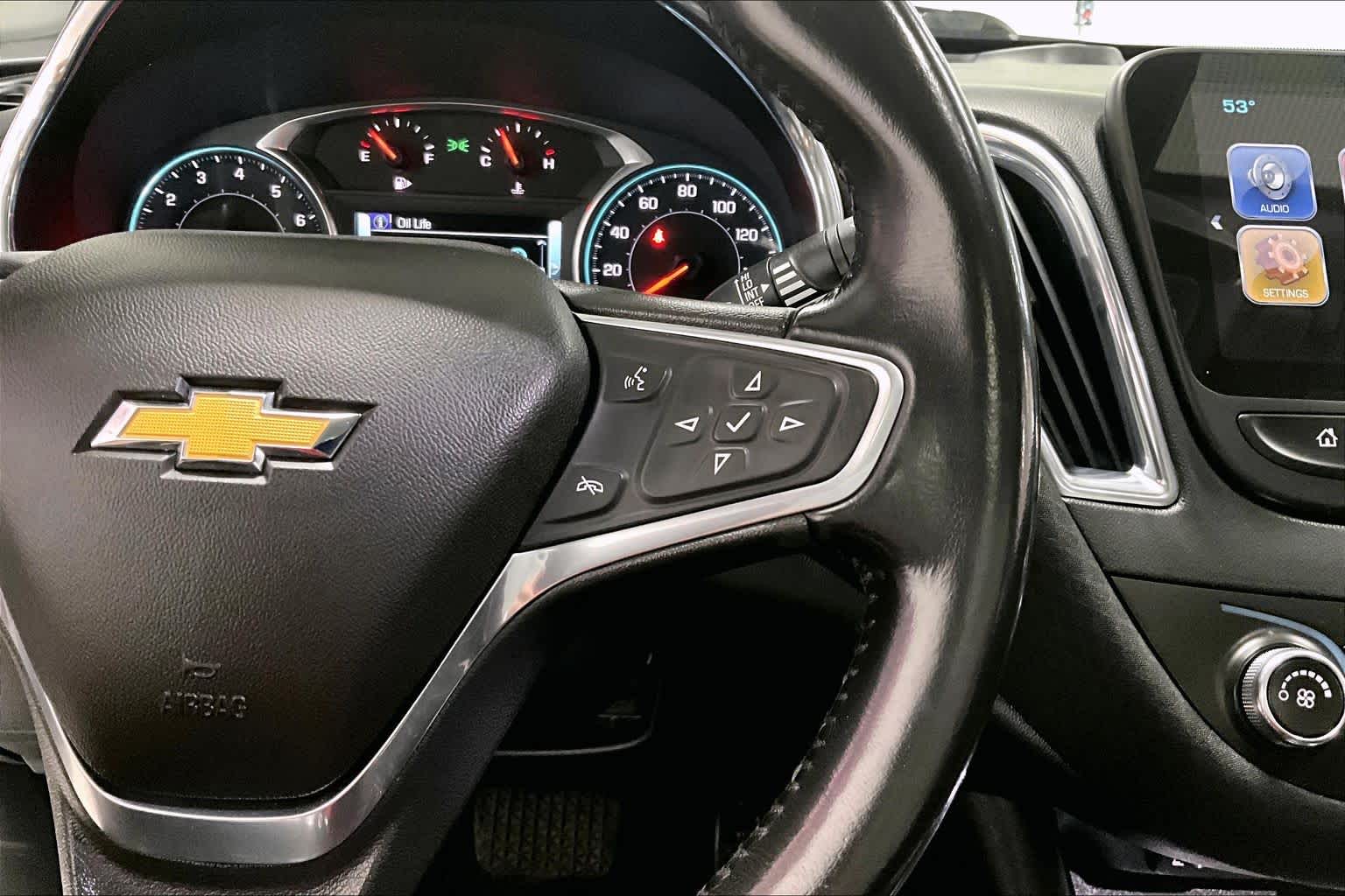 Thumbnail: 2018 Chevrolet Malibu - 23