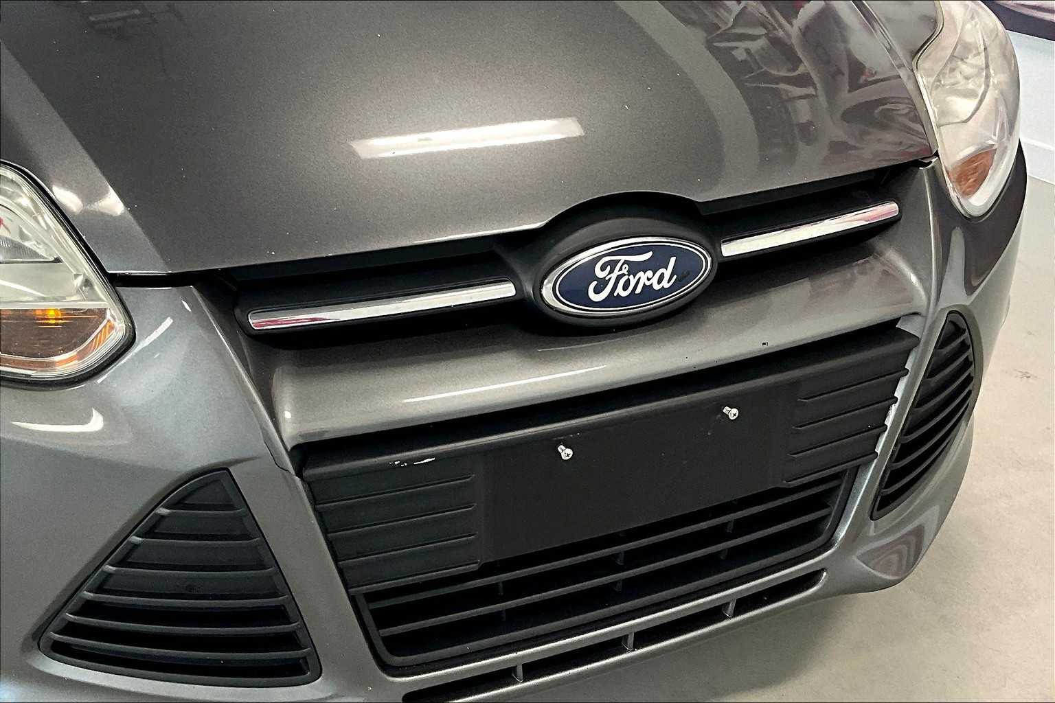 Thumbnail: 2012 Ford Focus - 29