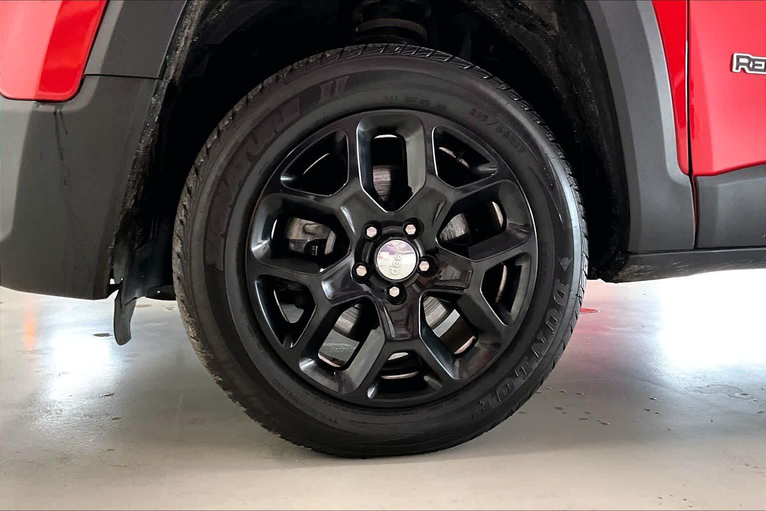 Thumbnail: 2018 Jeep Renegade - 7
