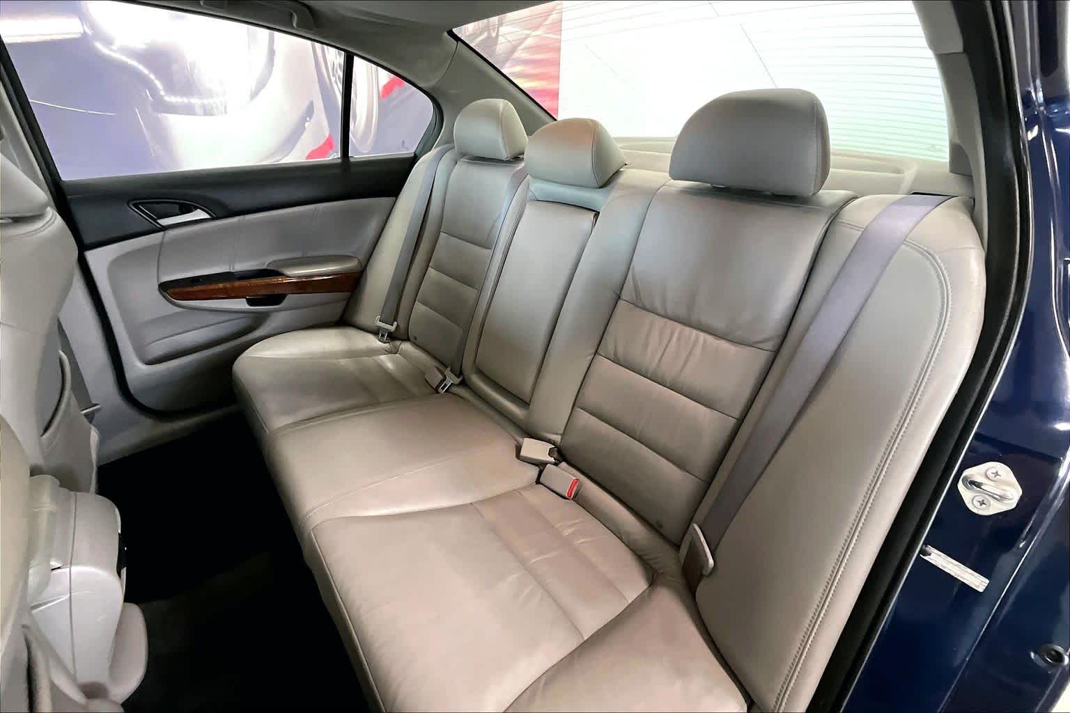 Thumbnail: 2011 Honda Accord - 26