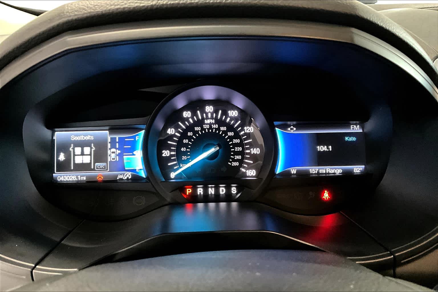 2022 Ford Edge Titanium 16