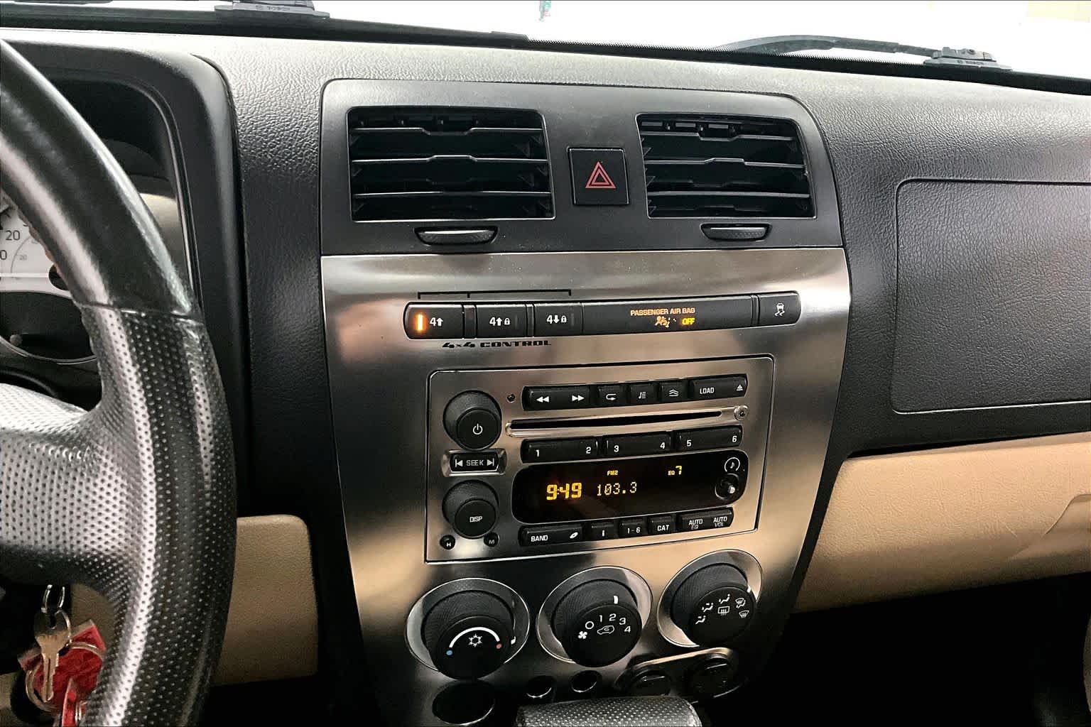 Thumbnail: 2010 Hummer H3 - 22