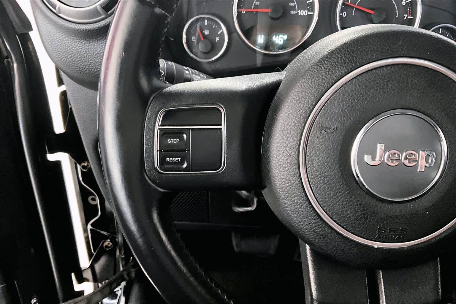 Thumbnail: 2014 Jeep Wrangler - 19