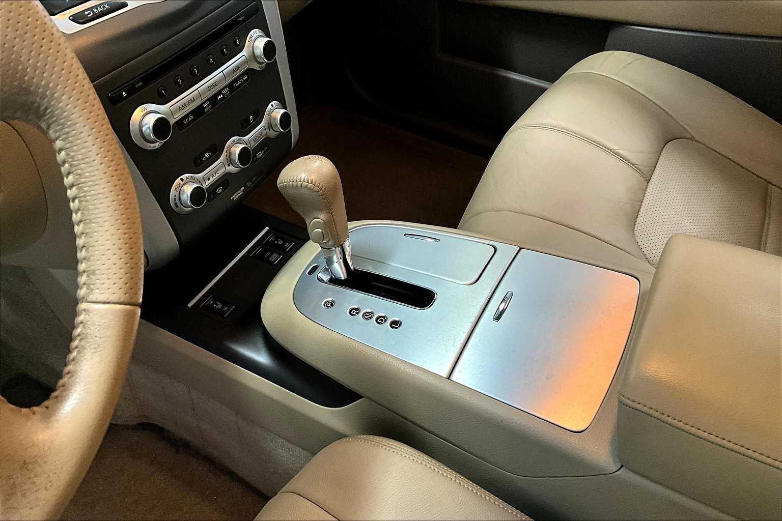 Thumbnail: 2013 Nissan Murano - 15