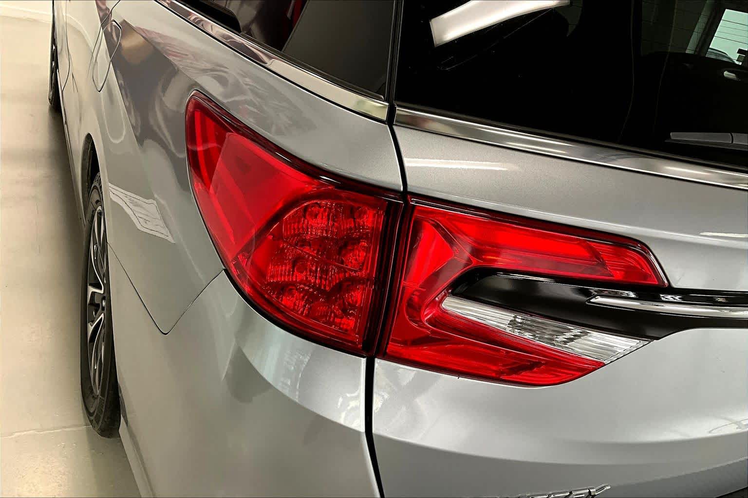 Thumbnail: 2023 Honda Odyssey - 29