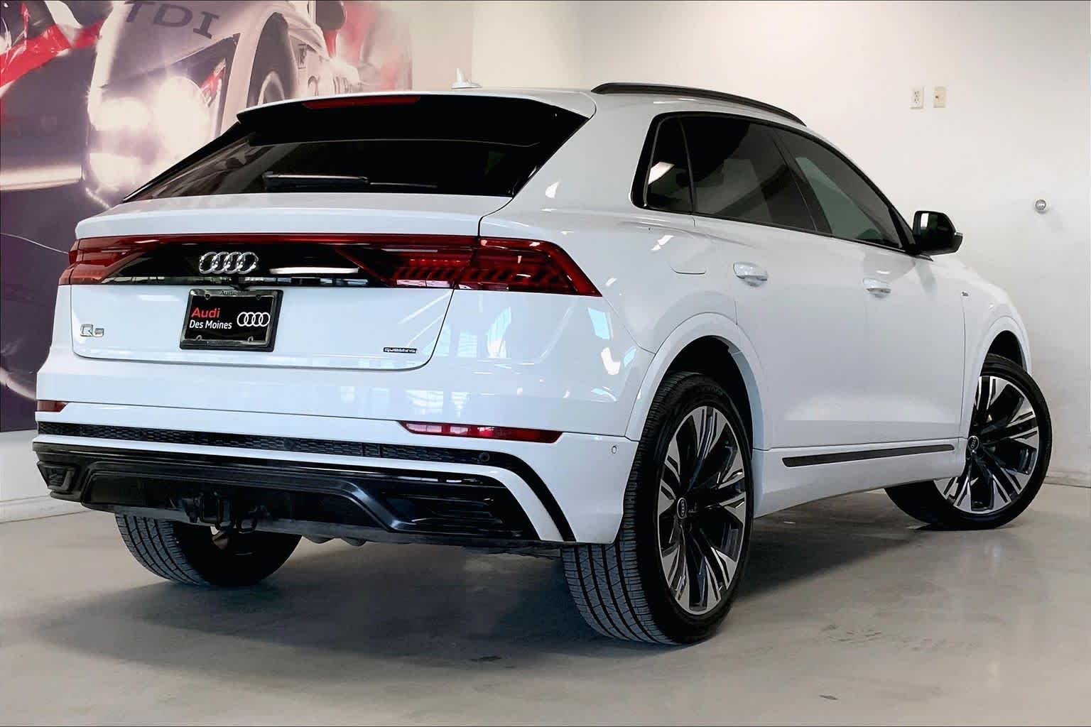 Thumbnail: 2021 Audi Q8 - 22