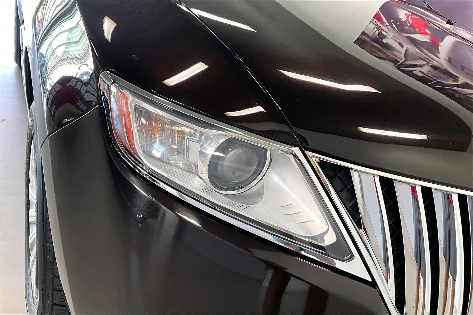 Thumbnail: 2015 Lincoln MKX - 28