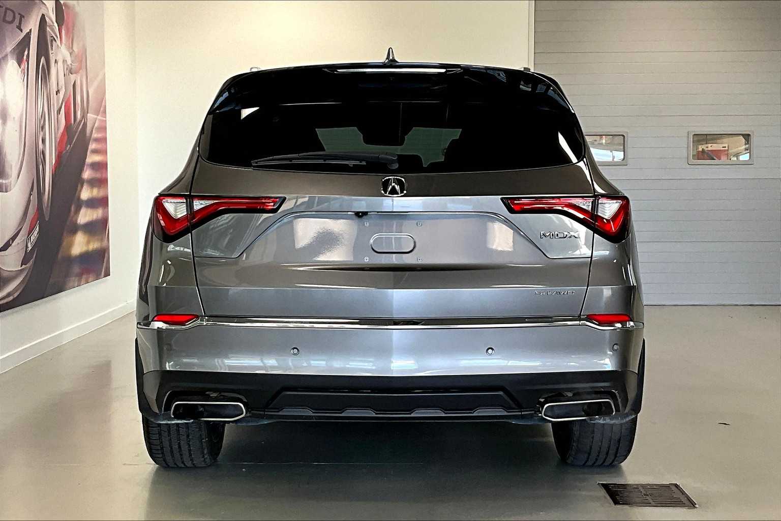 Thumbnail: 2023 Acura MDX - 5