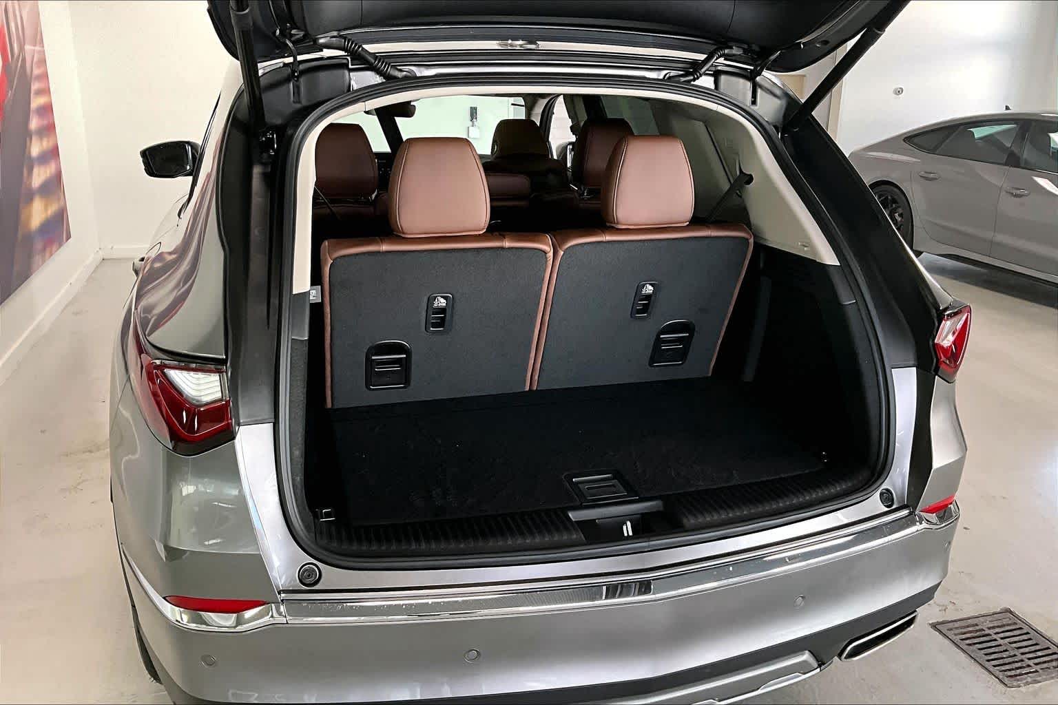 Thumbnail: 2026 Acura MDX - 18