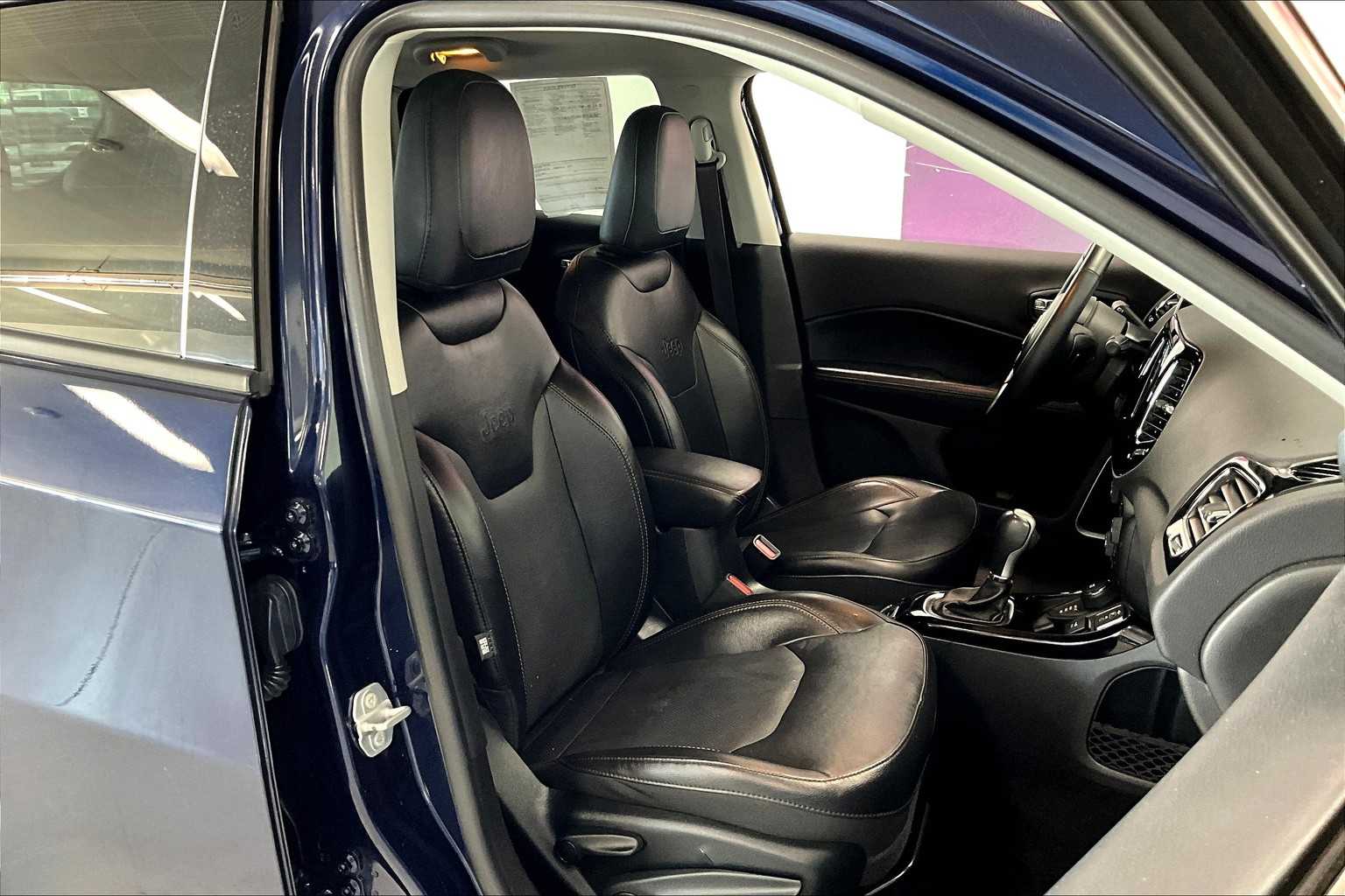 Thumbnail: 2019 Jeep Compass - 12