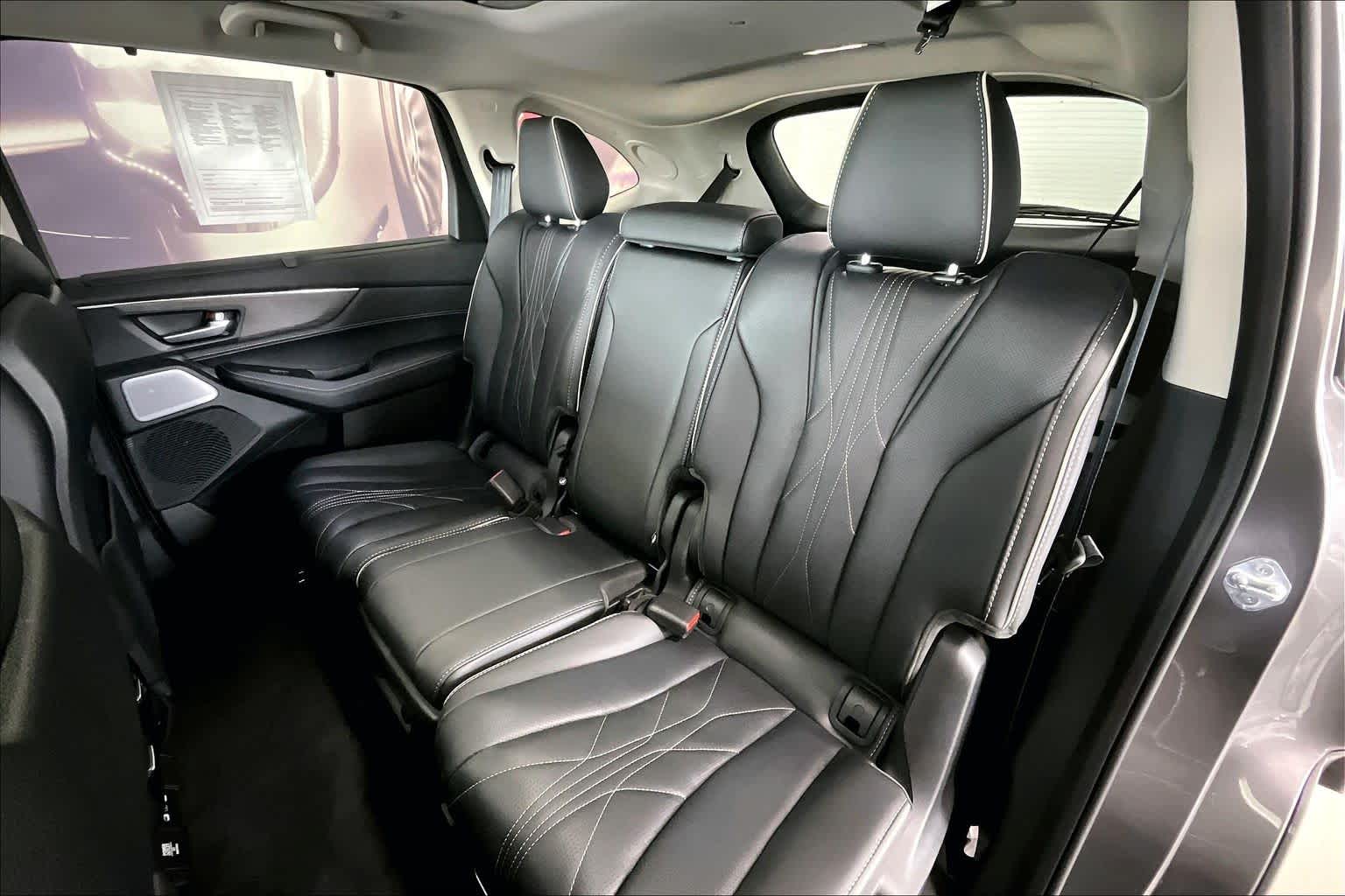 Thumbnail: 2026 Acura MDX - 26