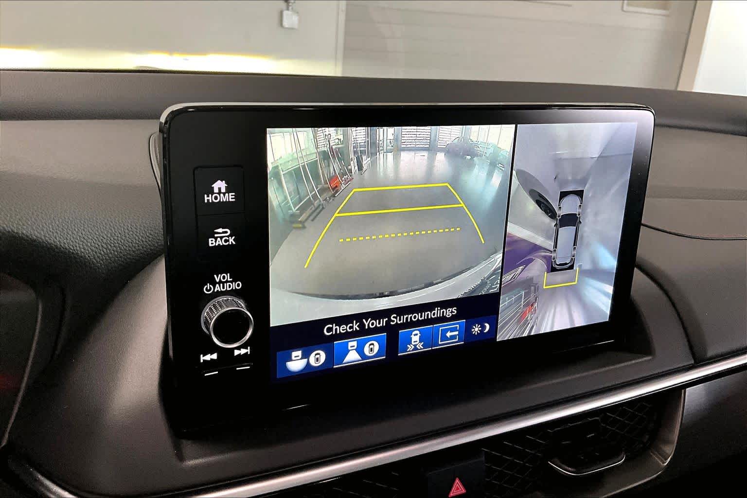 Thumbnail: 2025 Acura ADX - 24