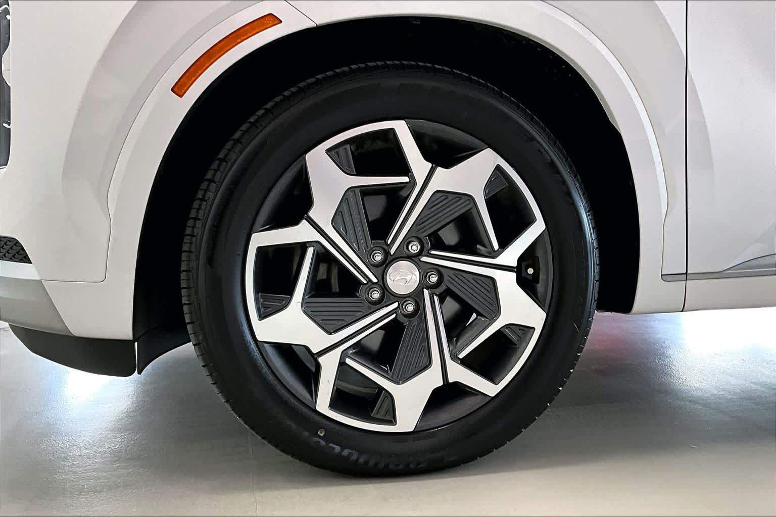 Thumbnail: 2021 Hyundai Palisade - 8