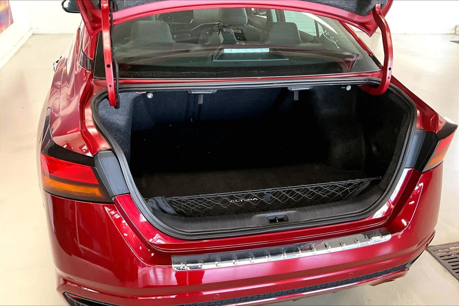 Thumbnail: 2023 Nissan Altima - 16