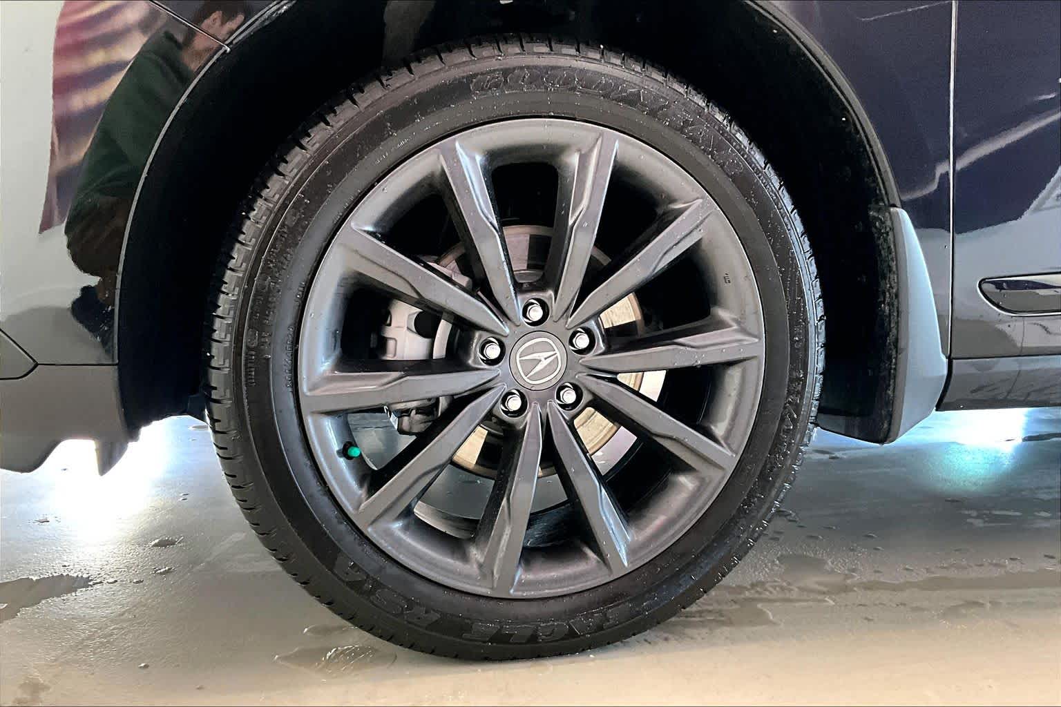 Thumbnail: 2025 Acura RDX - 8