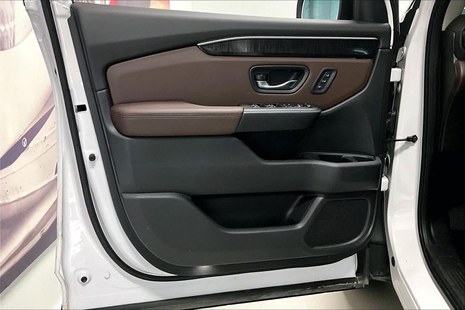 Thumbnail: 2023 Honda Pilot - 25