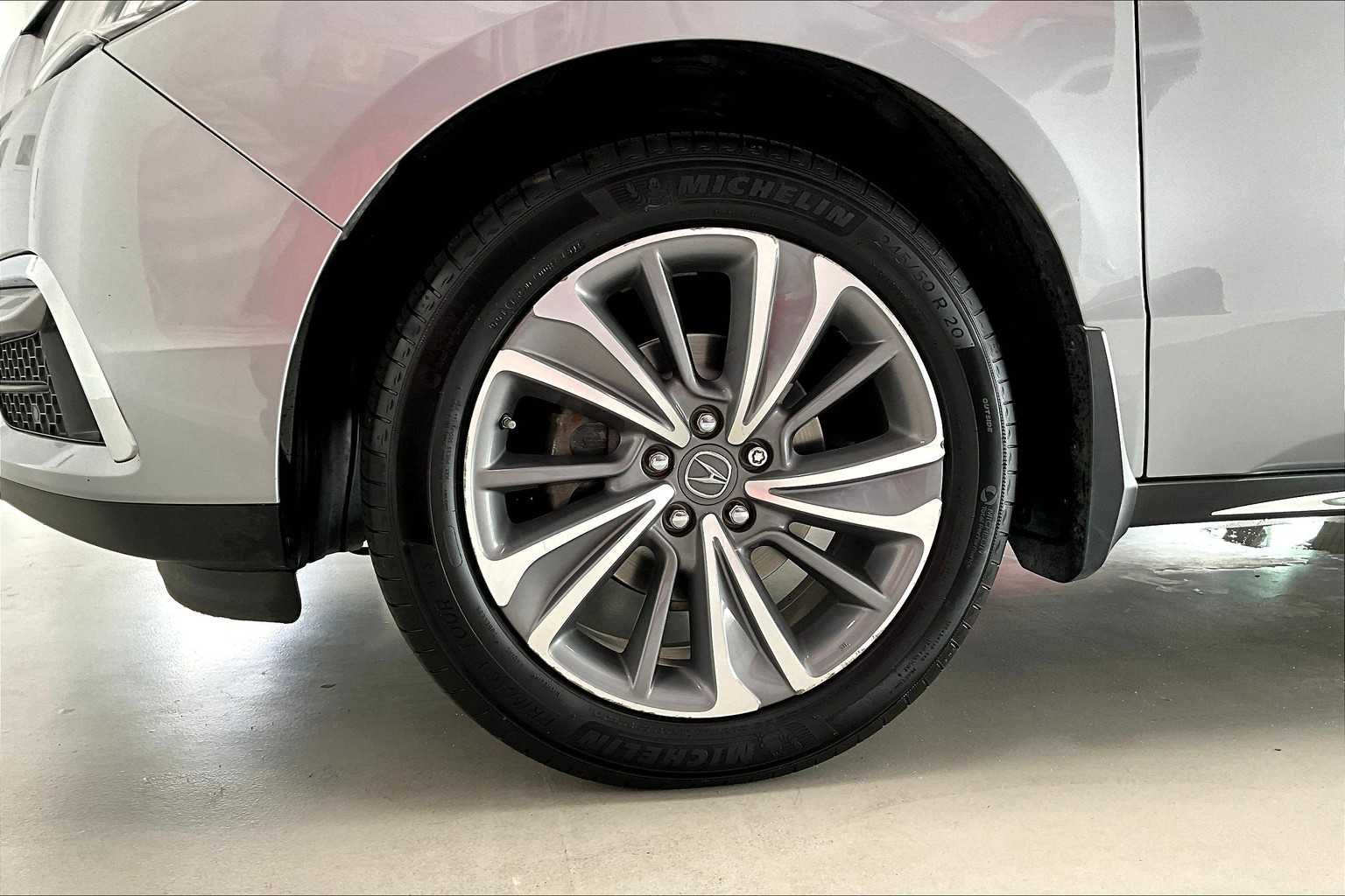 Thumbnail: 2017 Acura MDX - 7