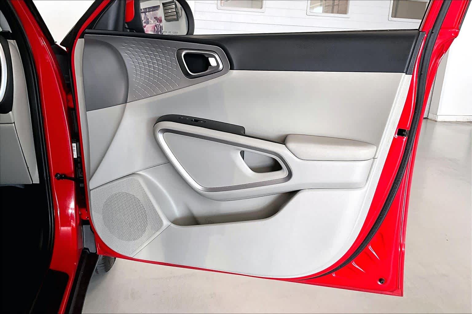 Thumbnail: 2023 Kia Soul - 25