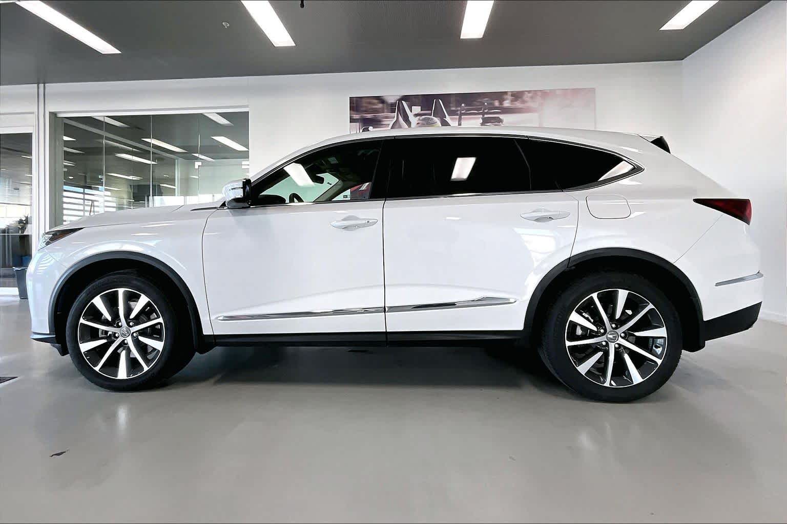 Thumbnail: 2026 Acura MDX - 3