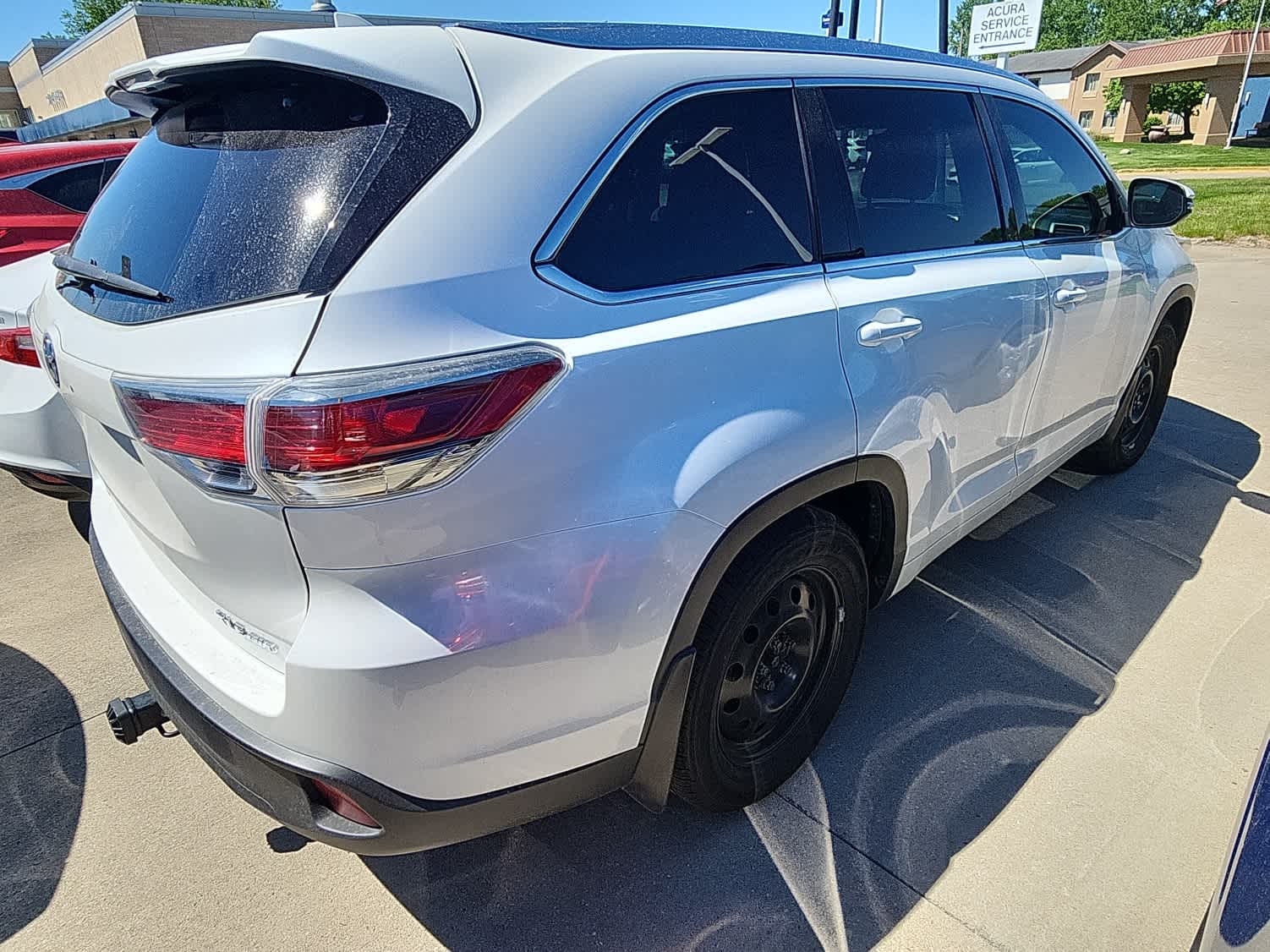 Thumbnail: 2016 Toyota Highlander - 5