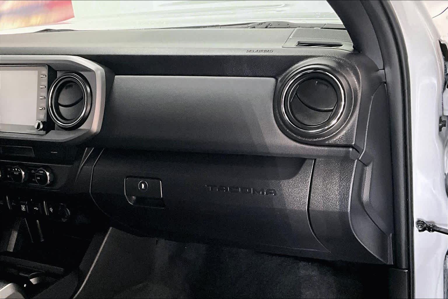 Thumbnail: 2023 Toyota Tacoma - 20