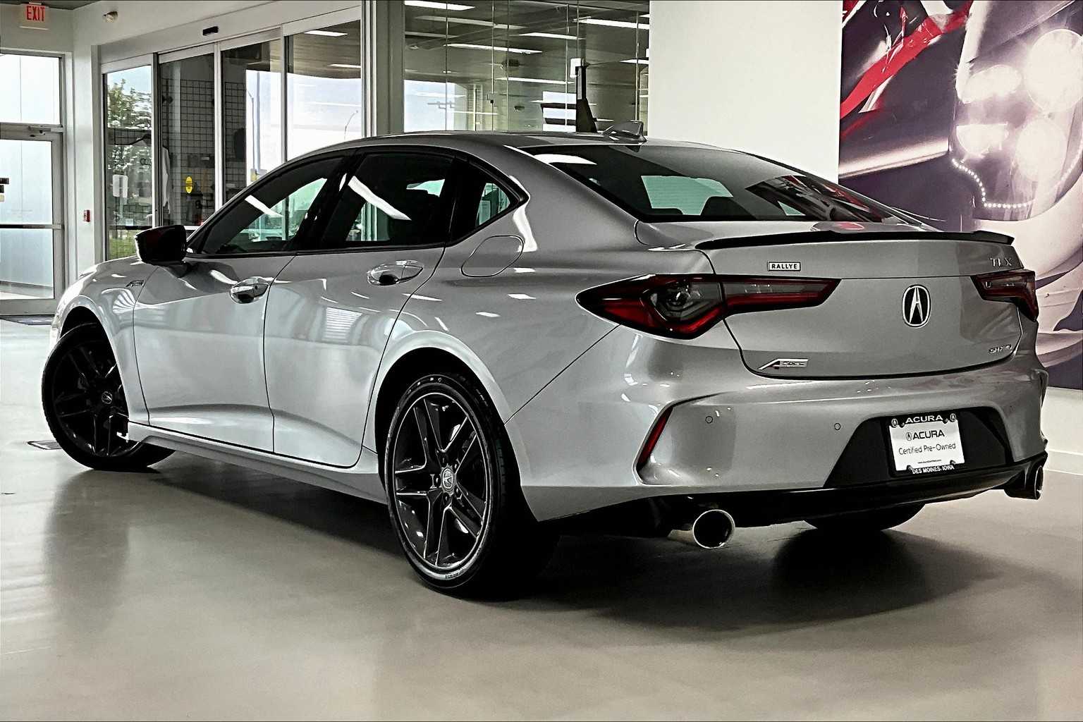 Thumbnail: 2024 Acura TLX - 4