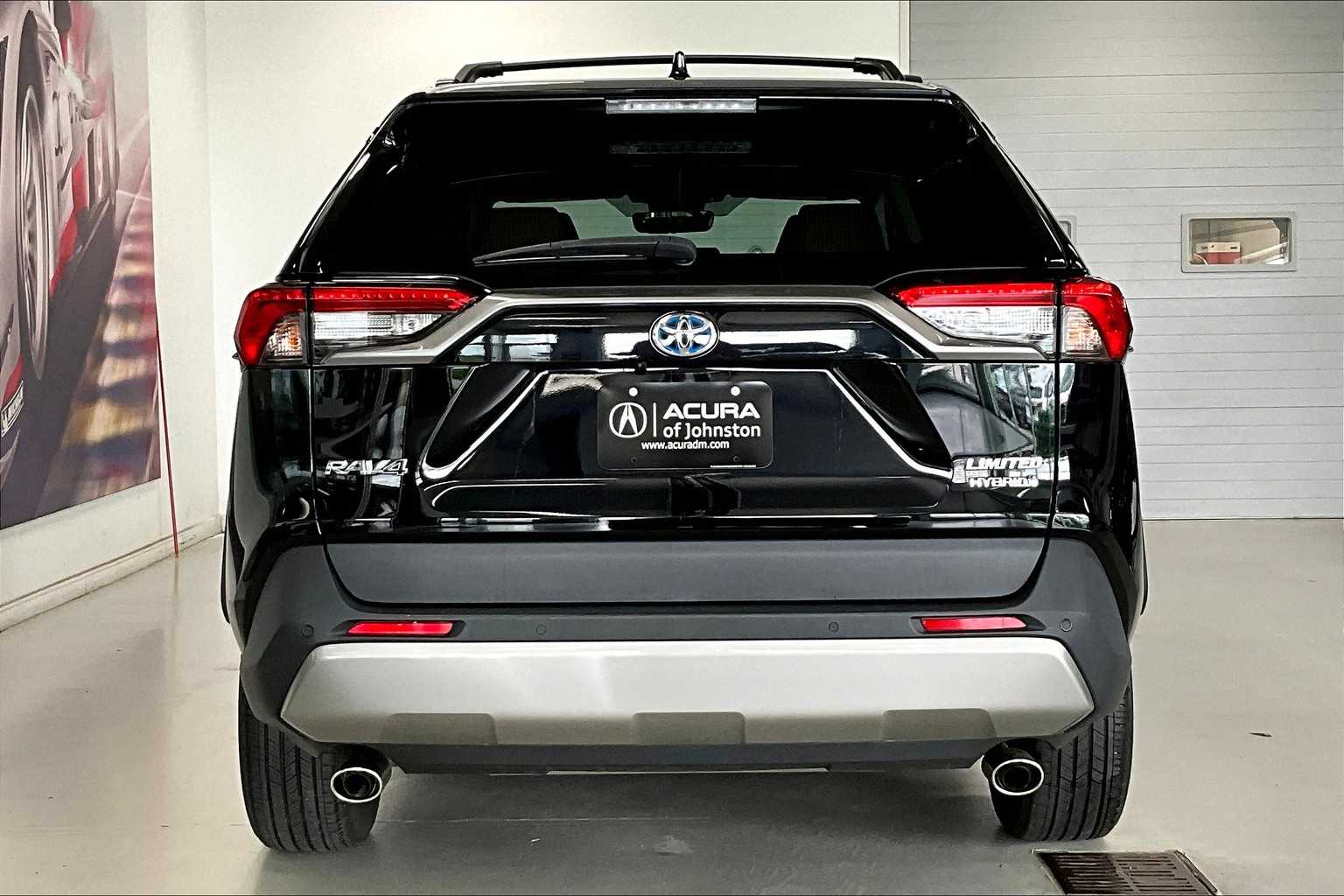 Thumbnail: 2022 Toyota RAV4 - 5