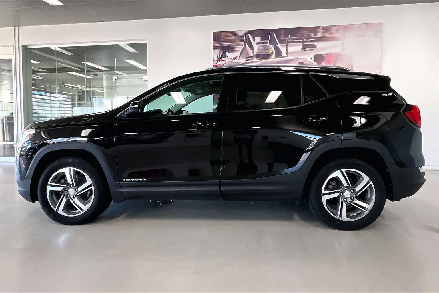 Thumbnail: 2019 GMC Terrain - 3