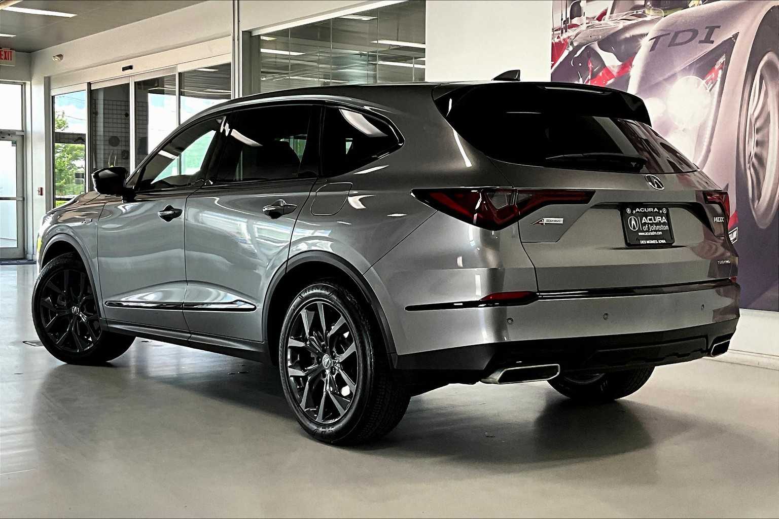 2023 Acura MDX Base 4
