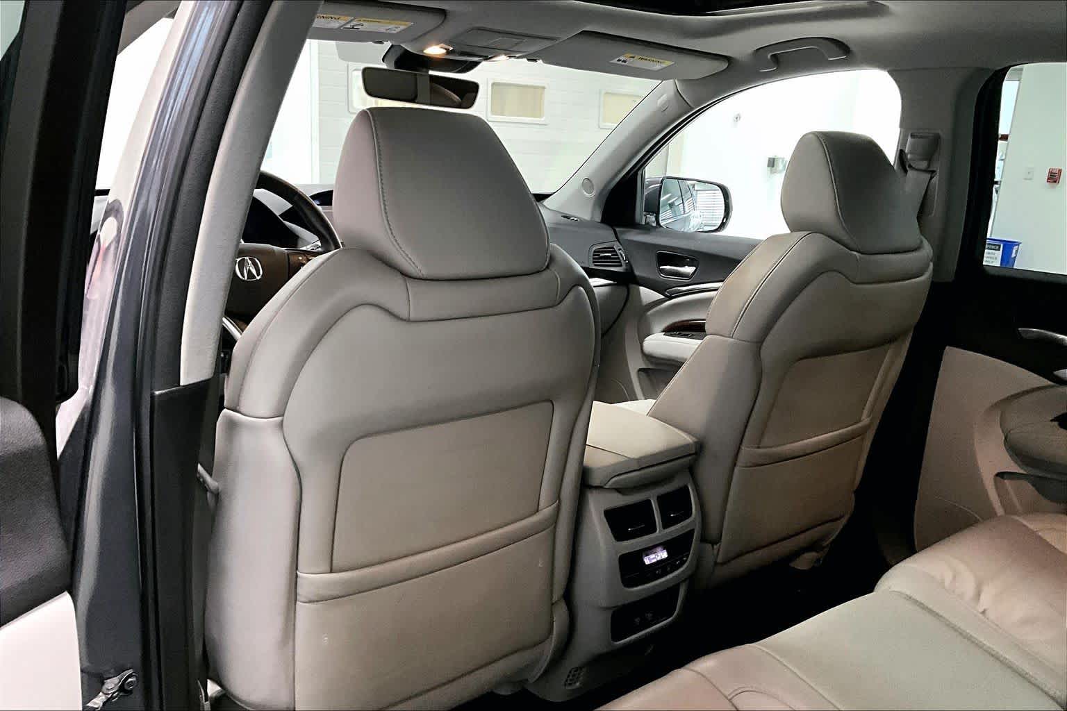 Thumbnail: 2017 Acura MDX - 11