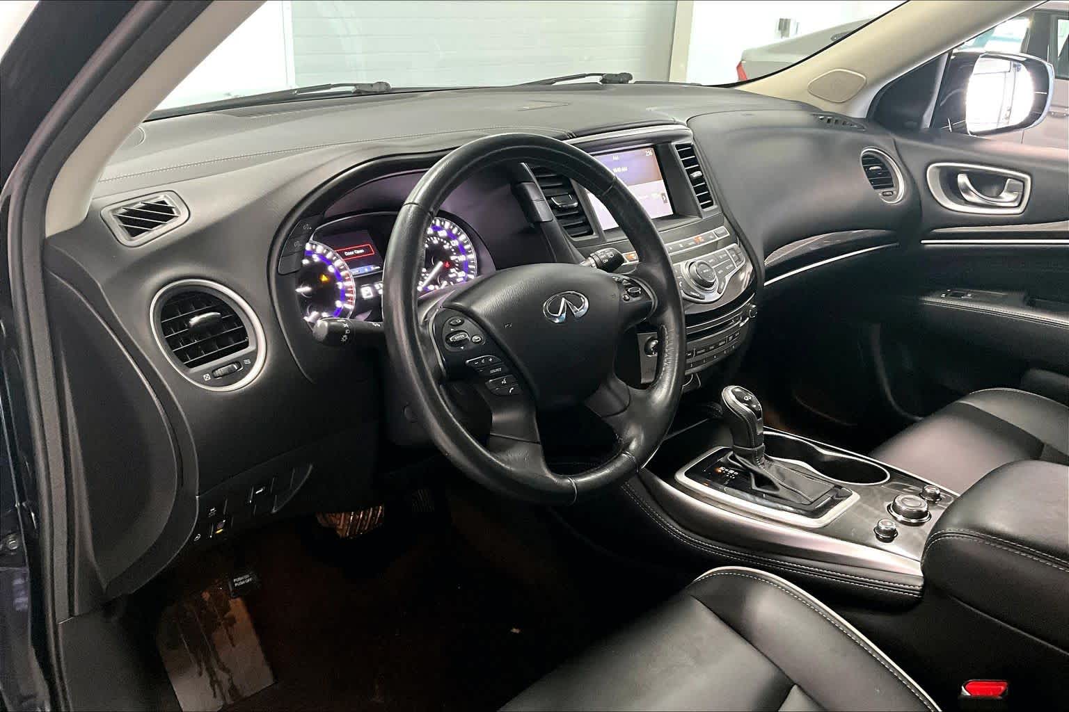 Thumbnail: 2019 INFINITI QX60 - 2