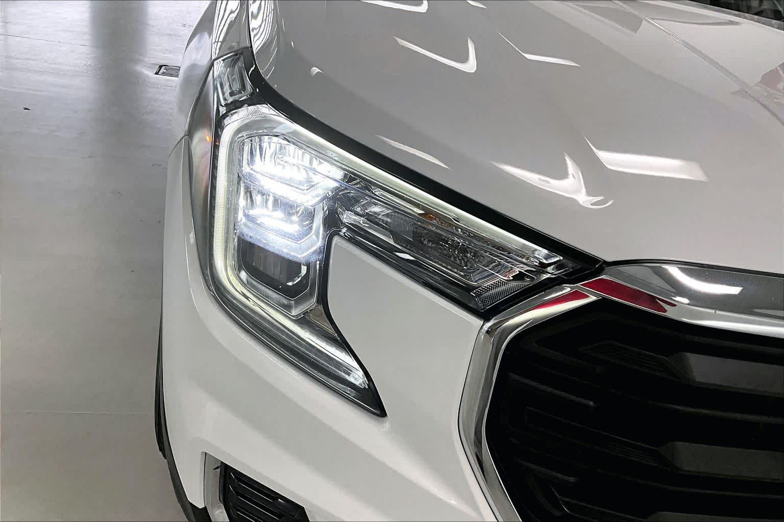 Thumbnail: 2022 GMC Terrain - 31