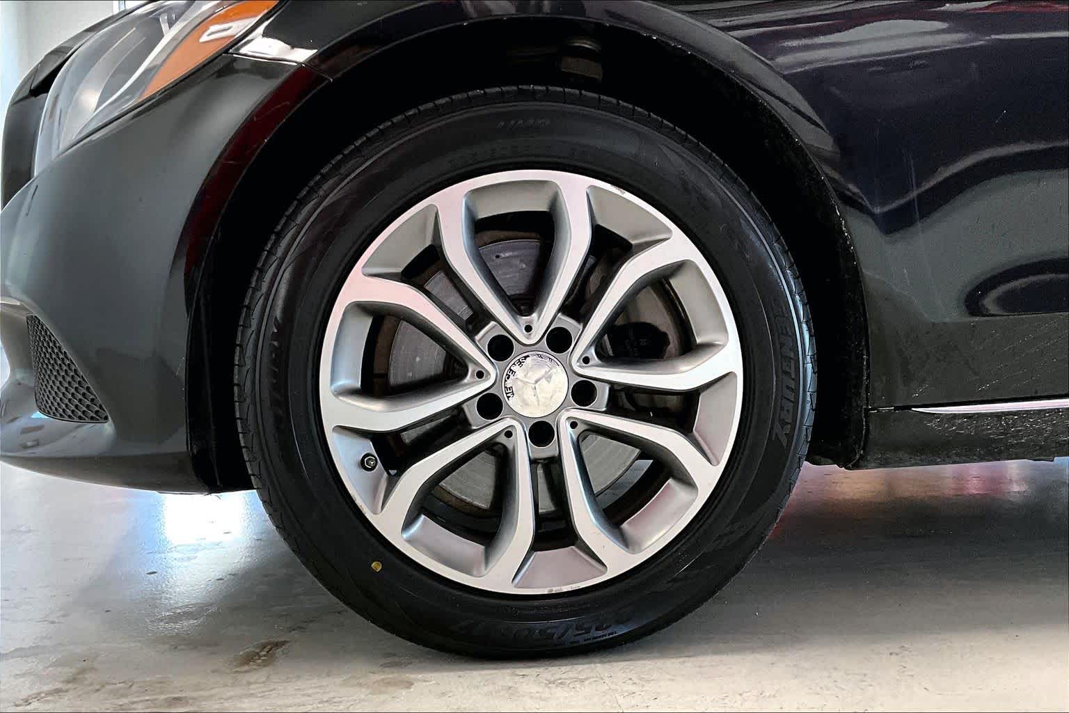 Thumbnail: 2016 Mercedes-Benz C-Class - 7