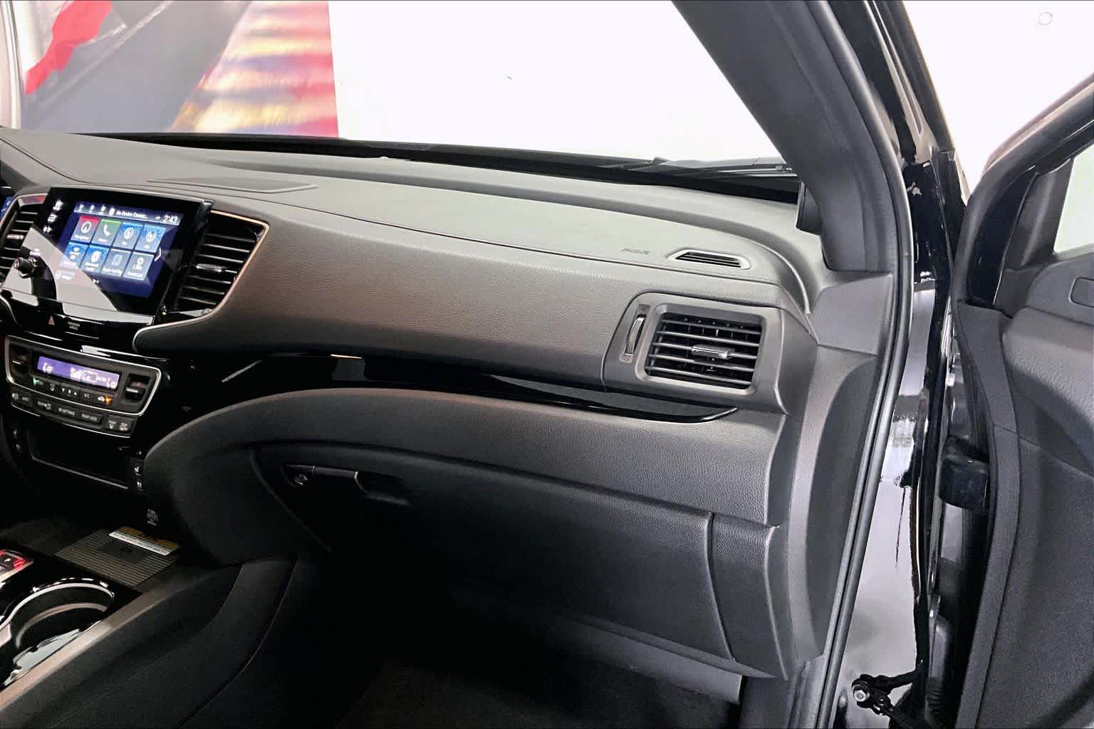 Thumbnail: 2022 Honda Passport - 20