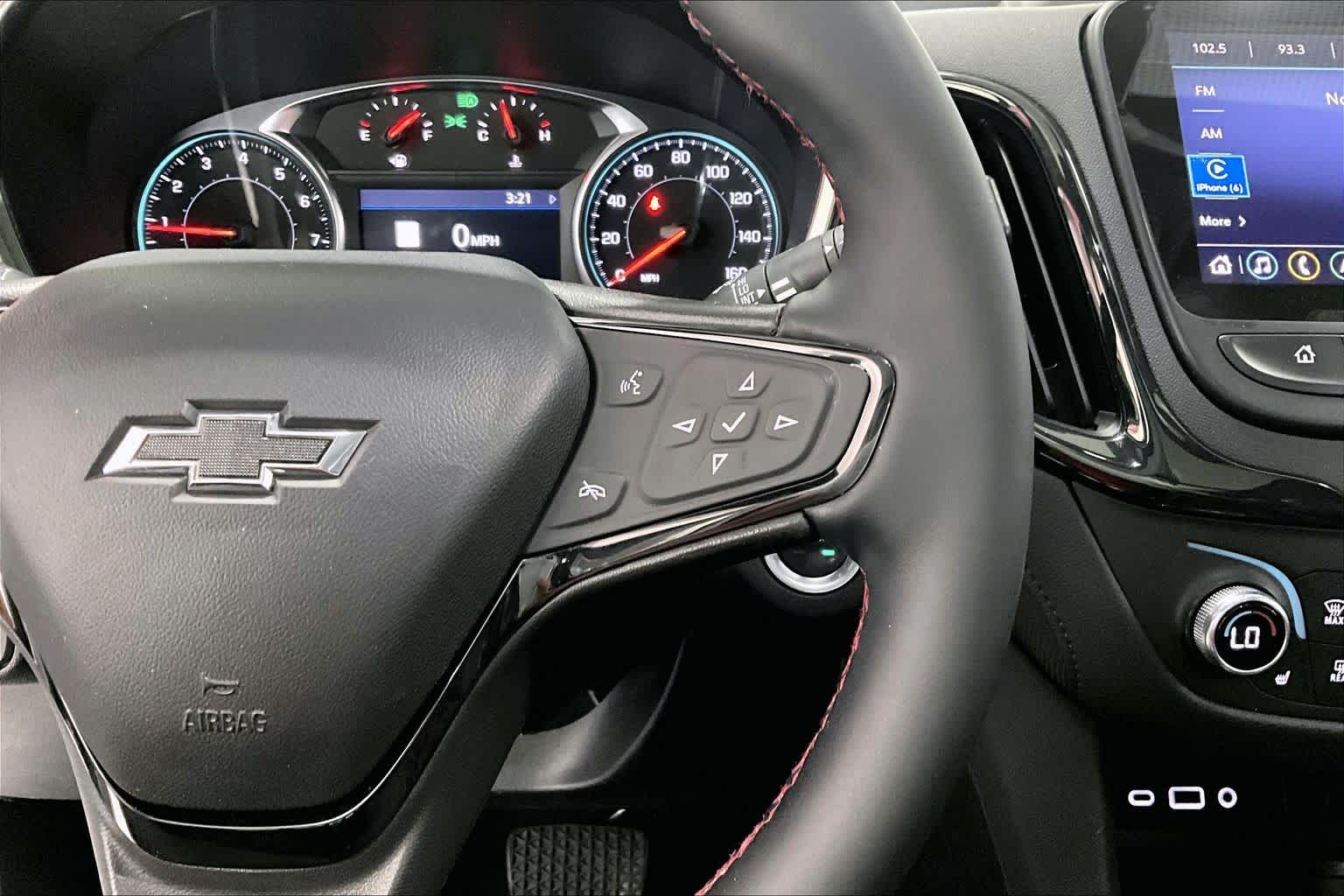 Thumbnail: 2023 Chevrolet Equinox - 23