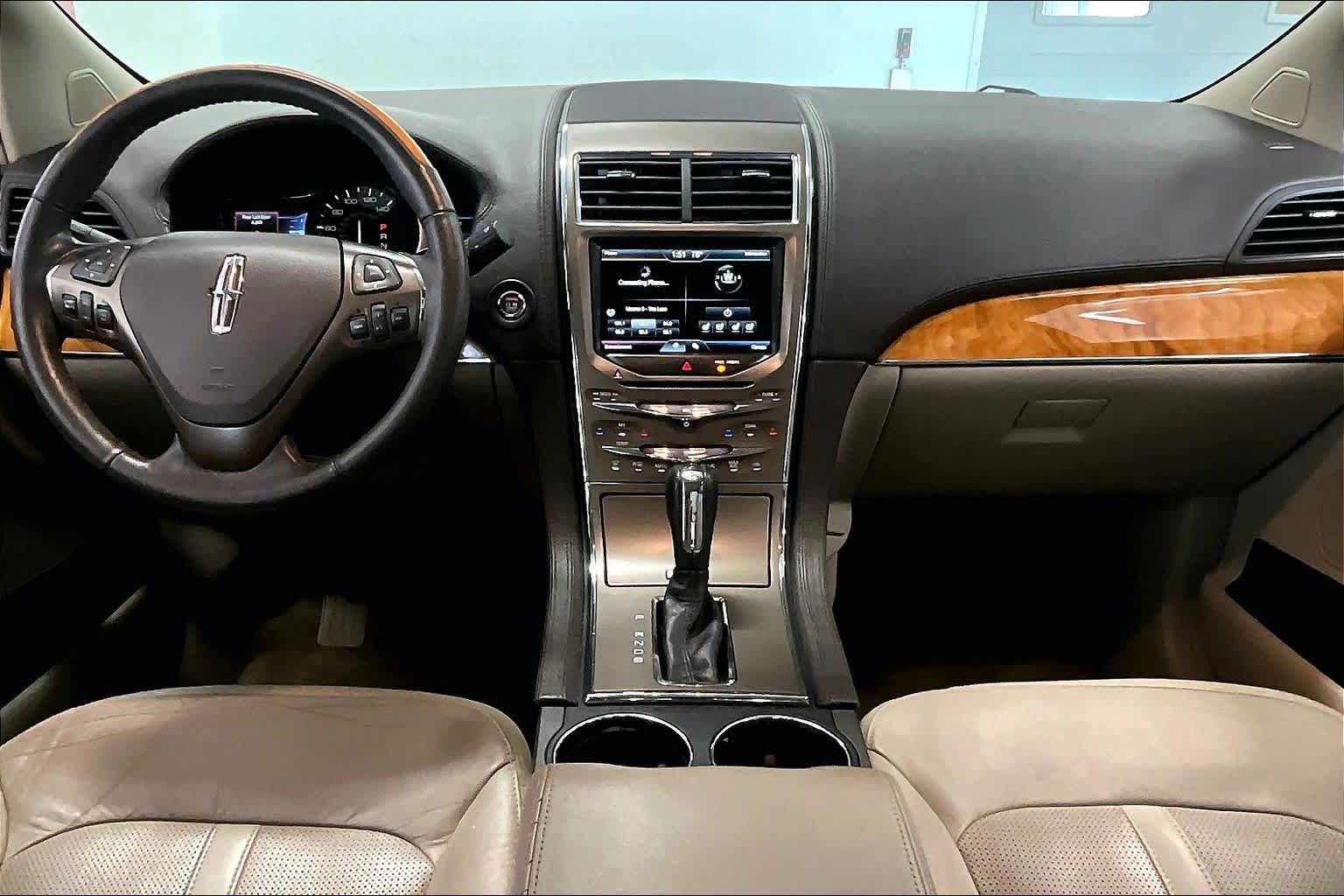 Thumbnail: 2015 Lincoln MKX - 8
