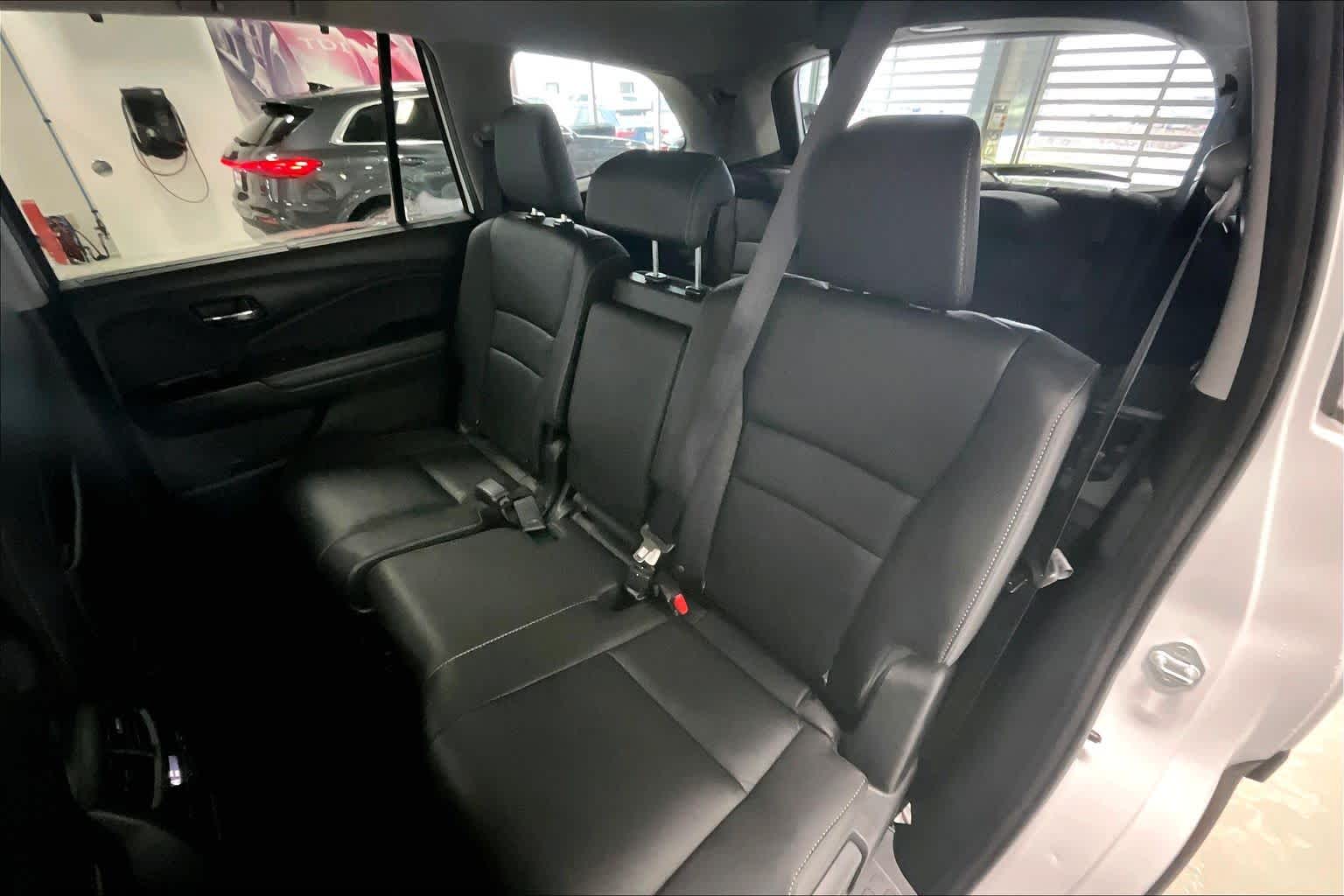 Thumbnail: 2022 Honda Pilot - 27