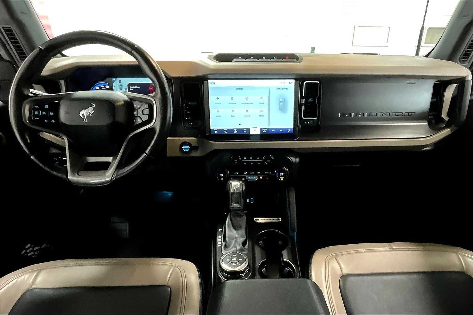 Thumbnail: 2021 Ford Bronco - 9