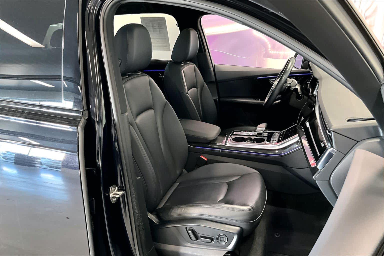 Thumbnail: 2021 Audi Q7 - 12