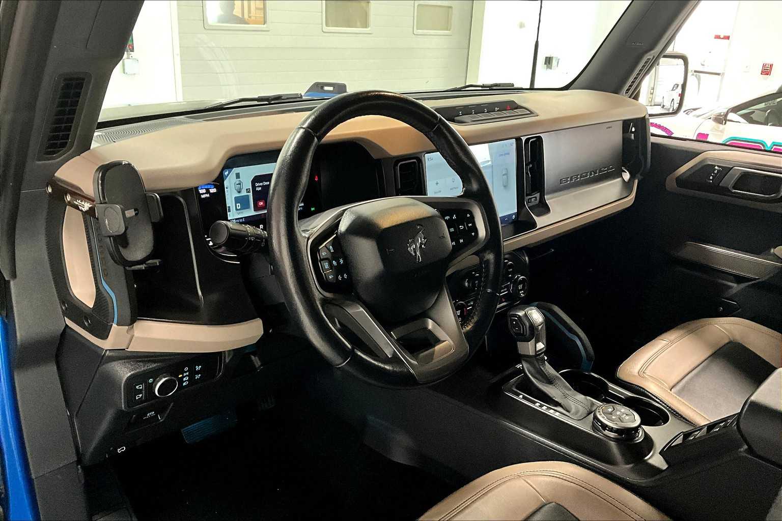 Thumbnail: 2021 Ford Bronco - 2