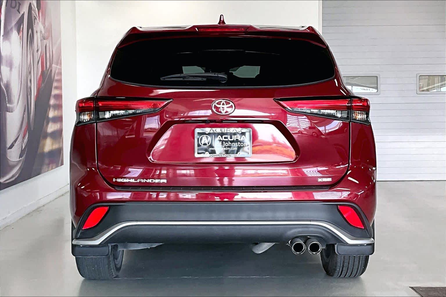 Thumbnail: 2023 Toyota Highlander - 5