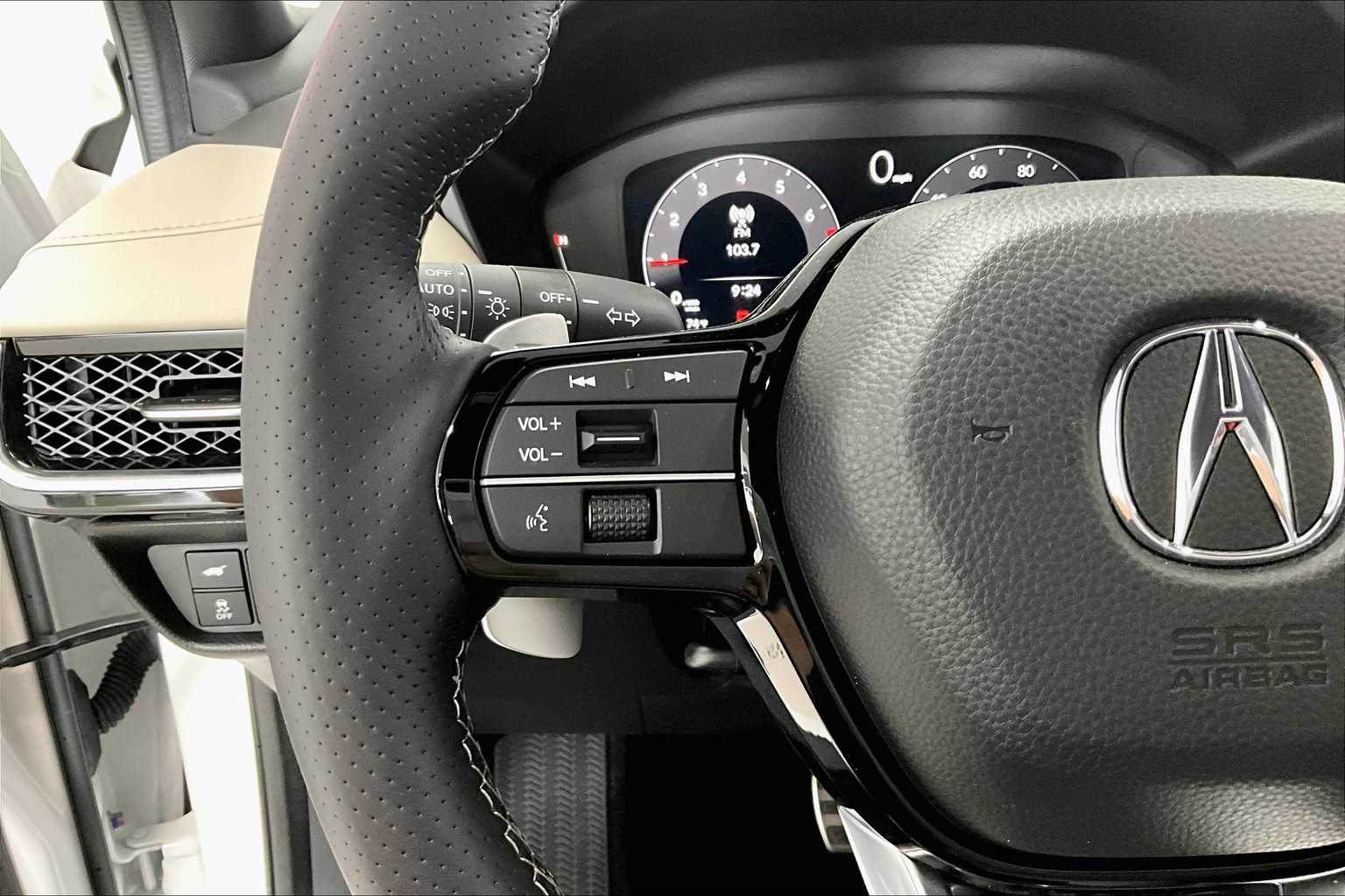 Thumbnail: 2025 Acura ADX - 22